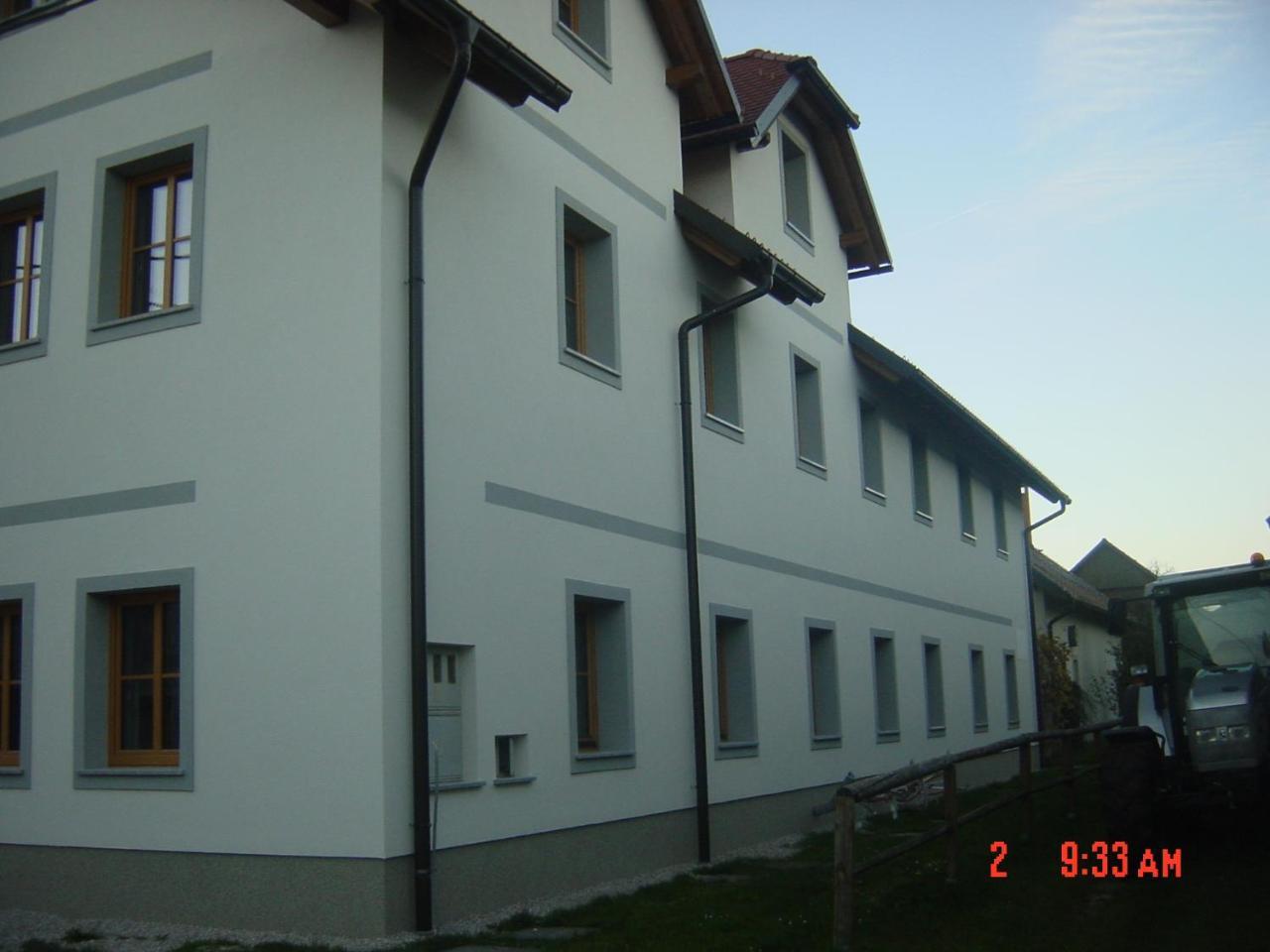 Apartments Vrdjan Cerknica Exterior foto